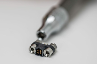 Nicomatic EMM堅固微型連接器用于無人機(jī)